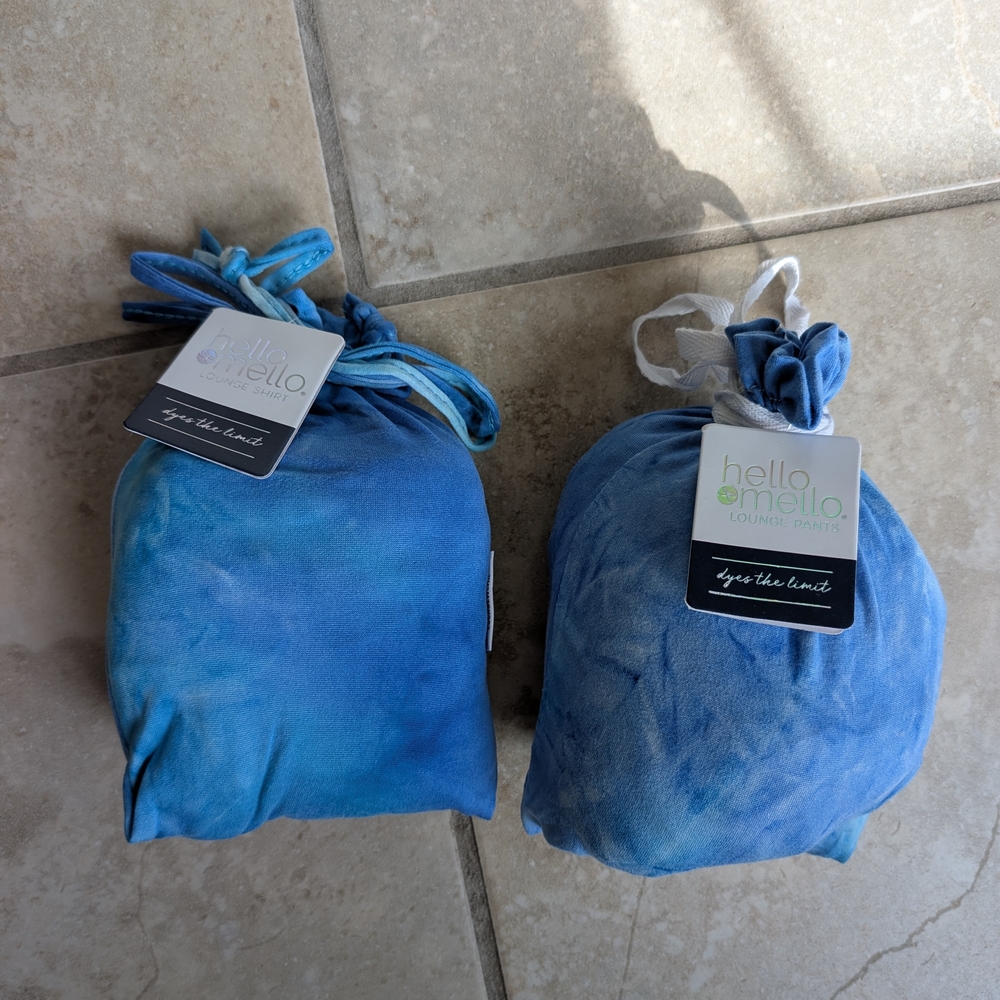 Hello Mello Adult Loungewear - NWT TOP & PANTS